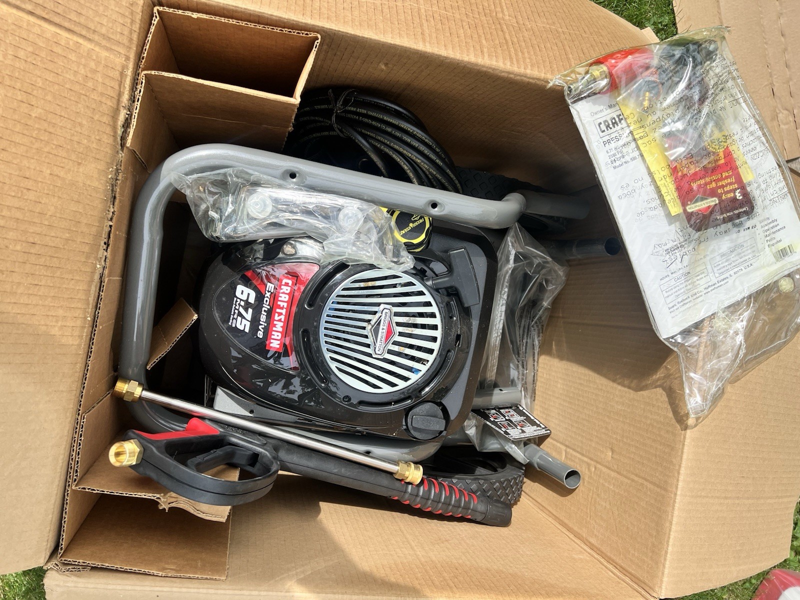 Craftsman 2550 PSI 2.0 GPM Gas Cold Water Pressure Washer Quick Connect 7175233