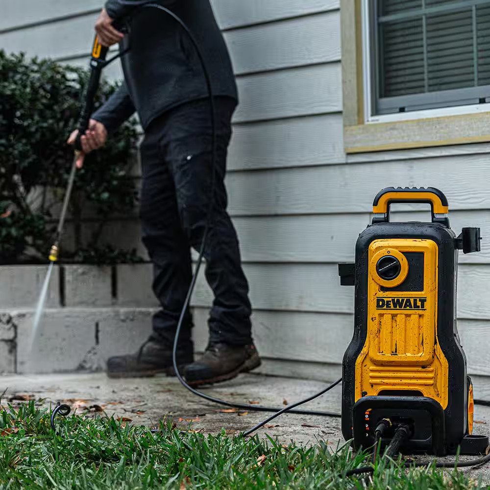 2800 PSI 1.0 GPM Electric Pressure Washer, Axial Pump, Soap Tank, Reliable Resid