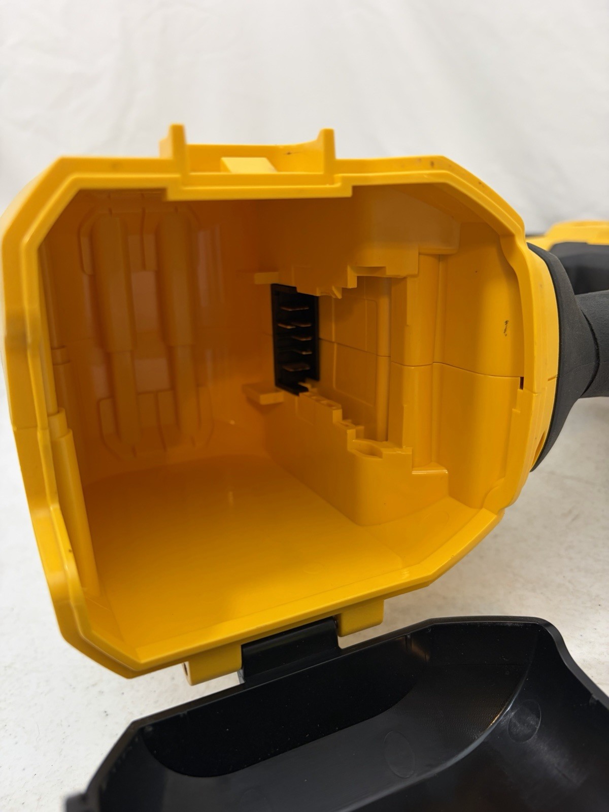 DEWALT FLEXVOLT 60V MAX 1000 PSI 1.0 GPM Power Cleaner TOOL ONLY DCPW1000