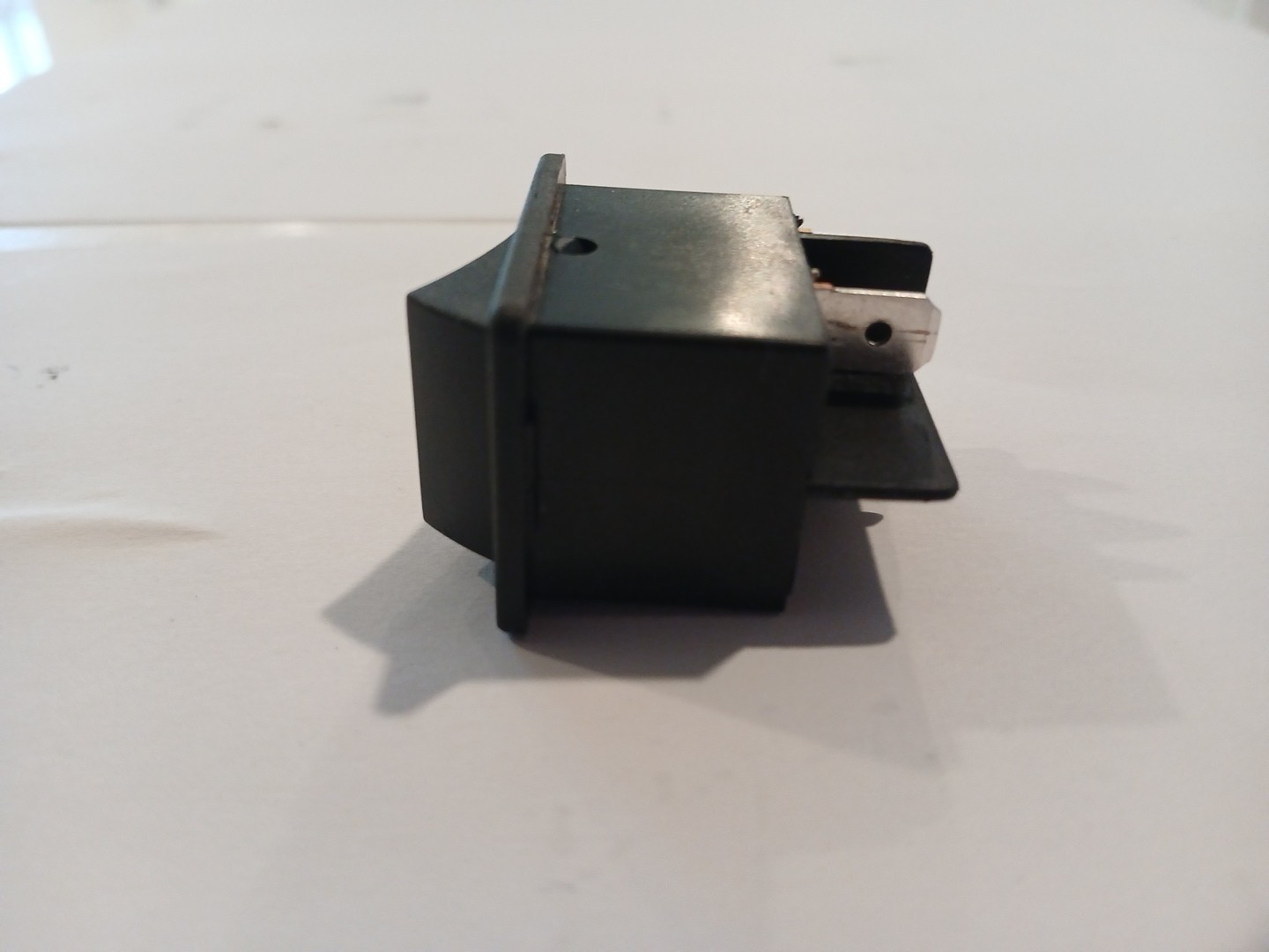 Husqvarna PW2300/PW2000 Pressure Washer – OEM Replacement Parts Power Switch