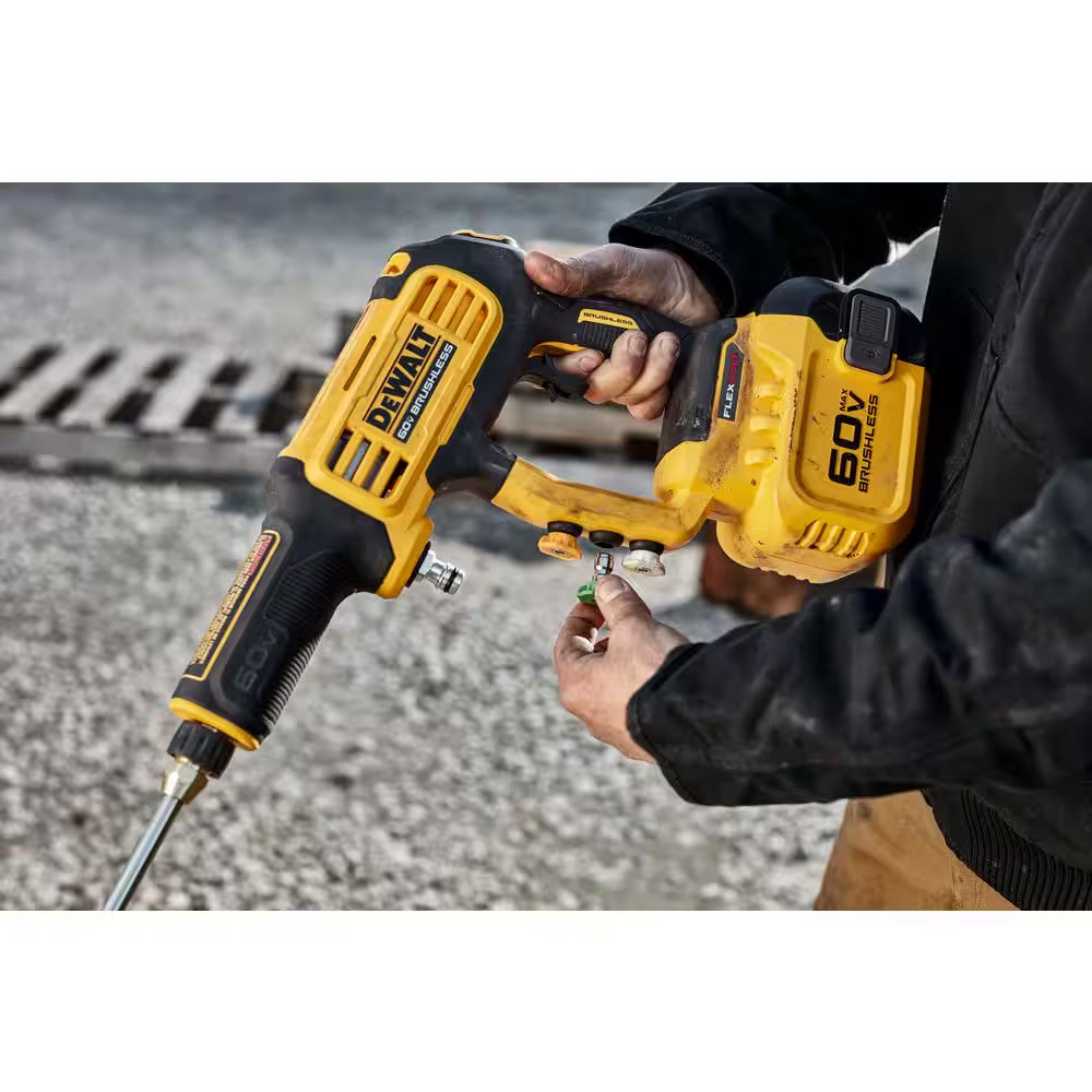 FLEXVOLT 60V MAX 1000 PSI 1.0 GPM Cold Water Cordless Battery Power Cleaner Kit