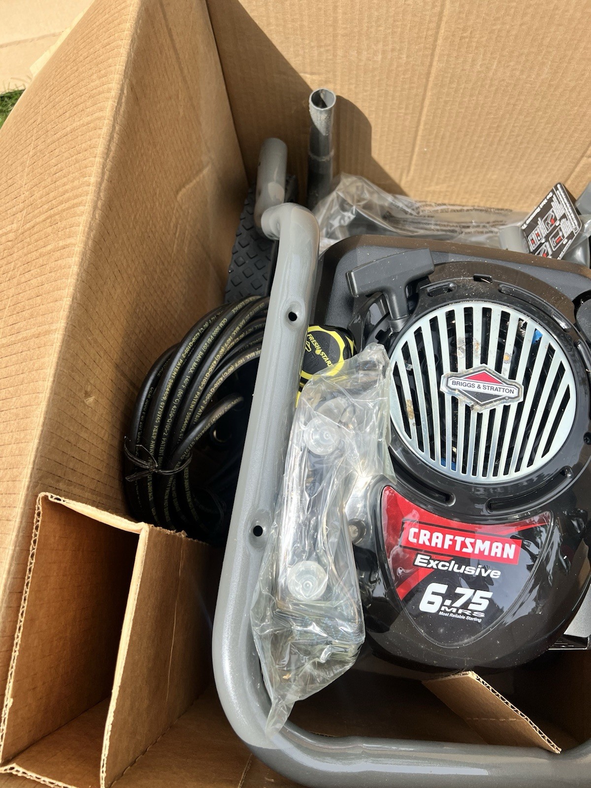 Craftsman 2550 PSI 2.0 GPM Gas Cold Water Pressure Washer Quick Connect 7175233