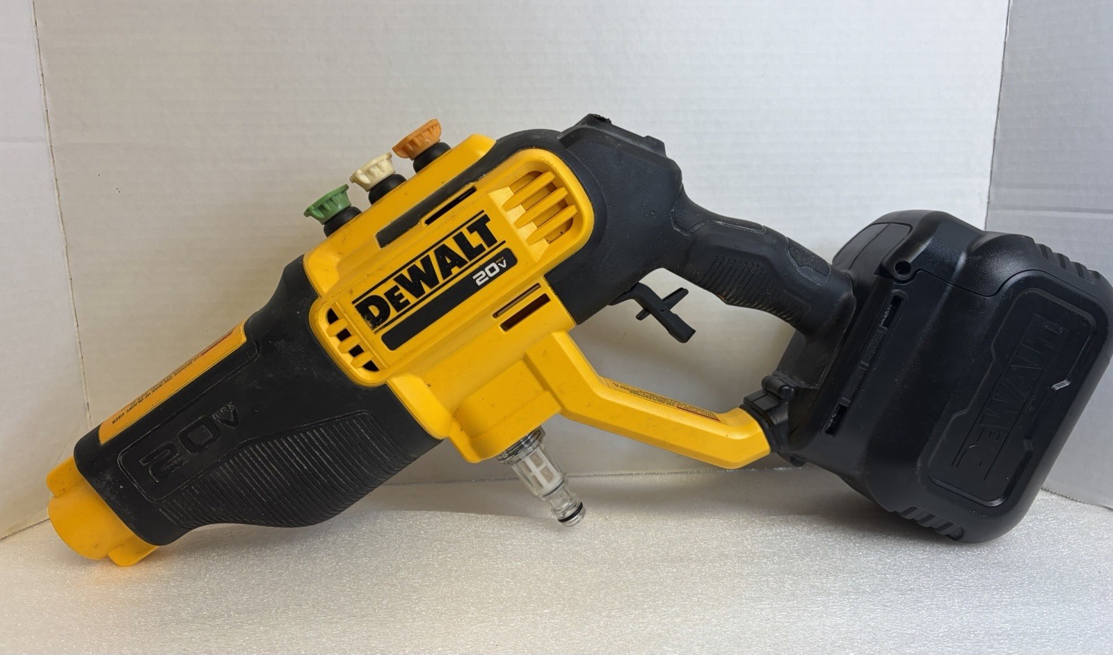 DEWALT 20V Max Cold Water Cordless Battery Power Cleaner. No Battery Or Wand.